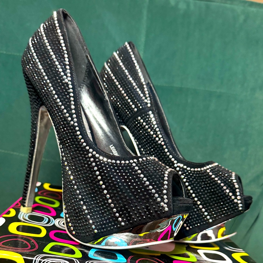 Mascotte Legend-07 heel